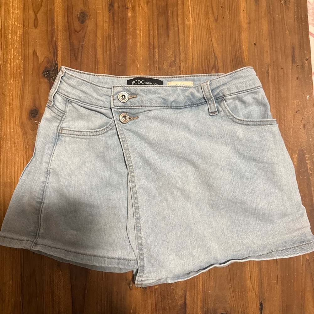 BCBGeneration Light Blue Skort